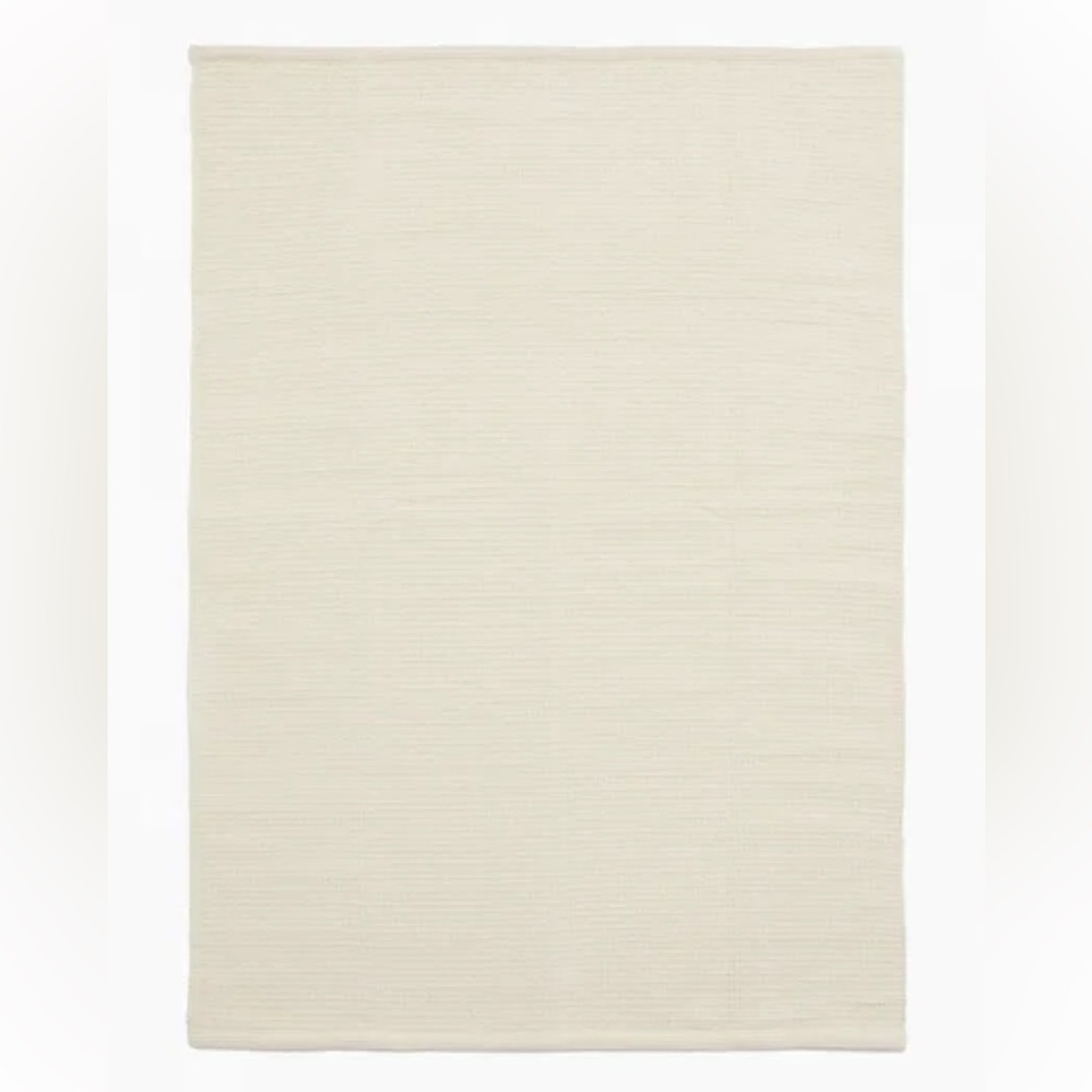 H&M Tapis Rug. - Picture 2 of 7